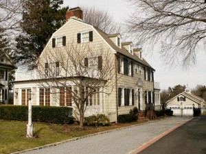 amityville-home.jpg